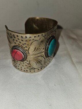 Vintage Artisan Stamped Mixed Metal Cuff – Turquoise & Coral Inlay